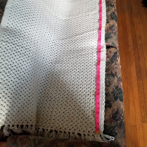 Crochet, lace pattern with fringe, cream afghan/throw/wrap/blanket, handmade - Picture 5 of 7
